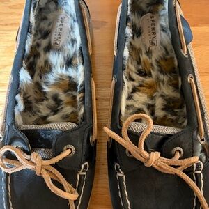 Sperry Women's Black and Tan Loafers